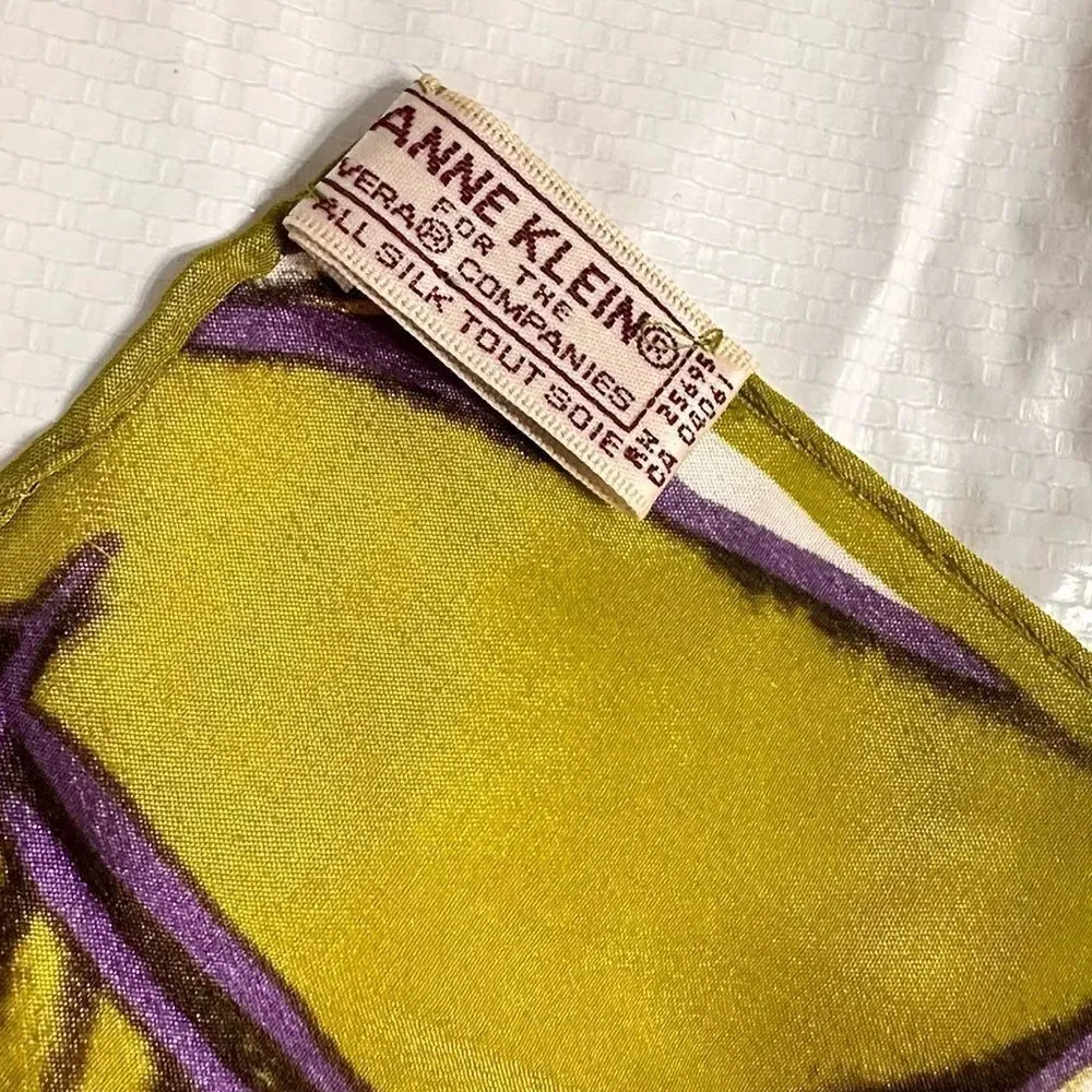 Vtg 80s Anne Klein for Vera Neumann Silk Tropical Birds Rectangular neck Scarf